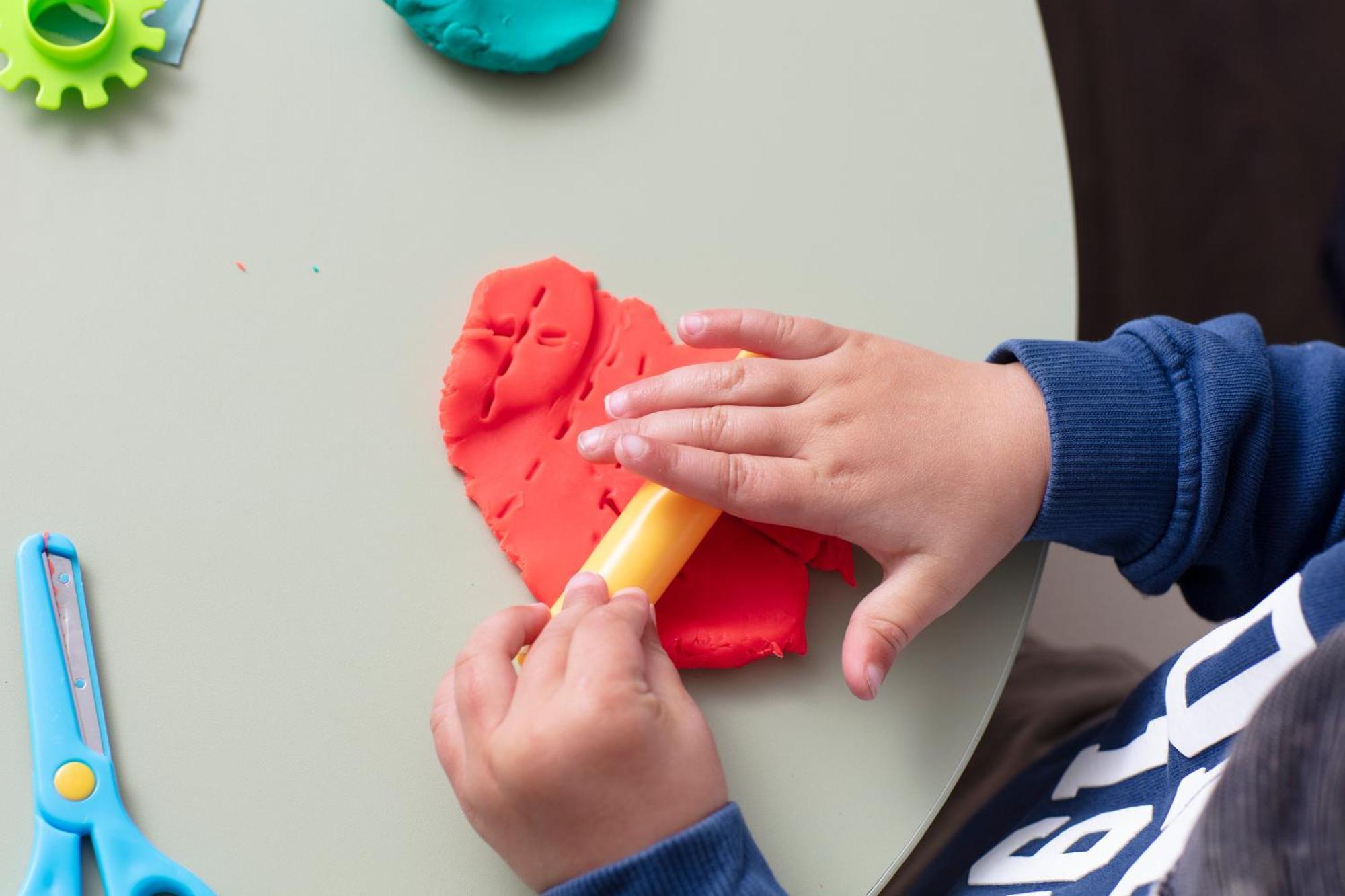 Schloss Roxburghe, Part Of Destination By Hyatt Ngoại thất bức ảnh Child playing with Play-Doh